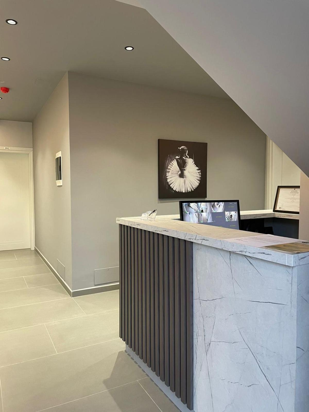 Lake View Rooms Ксамил Екстериор снимка
