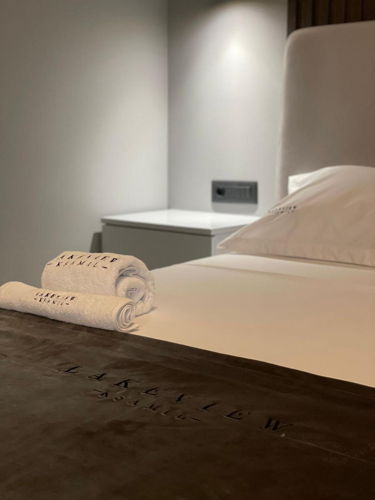 Lake View Rooms Ксамил Екстериор снимка