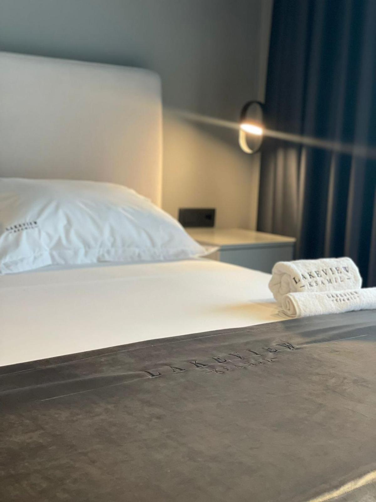 Lake View Rooms Ксамил Екстериор снимка
