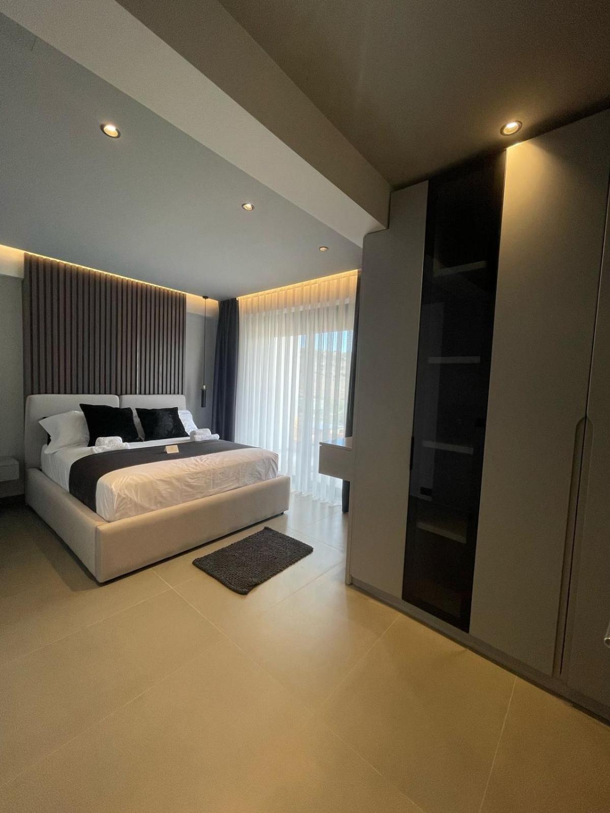 Lake View Rooms Ксамил Екстериор снимка